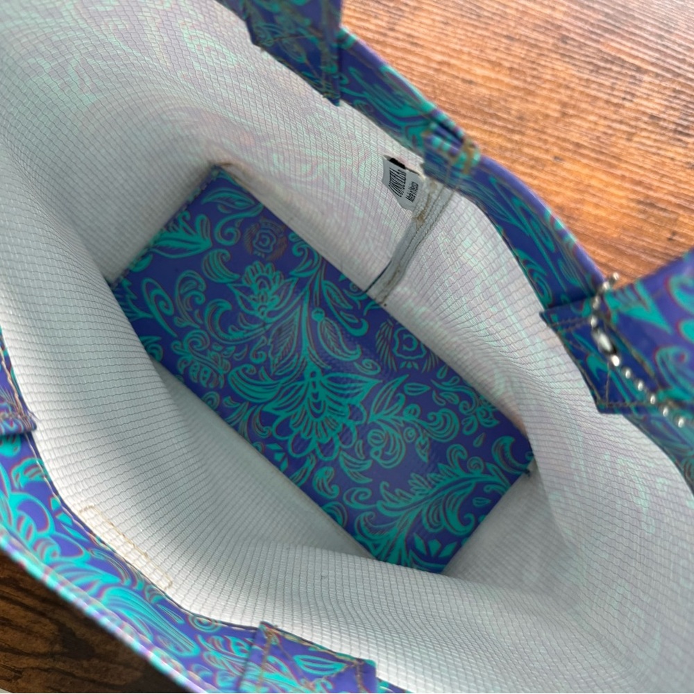 Consuela Turquoise & Teal Floral Pattern Grab n Go Tote - Picture 4 of 4